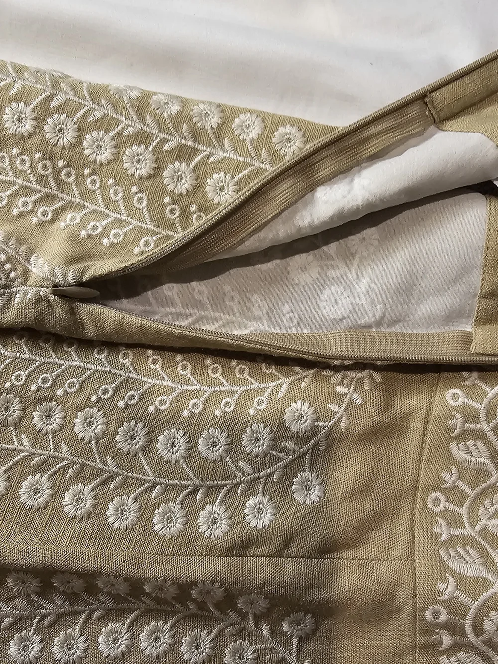 Zara Khaki Shorts with White Embroidered Paisley Detail Front & Back.  Sz XL